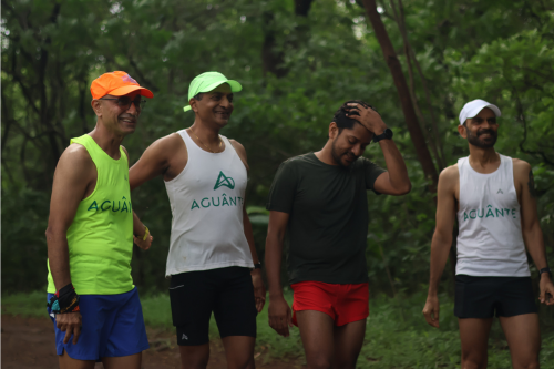 The Role of Lightweight Activewear in Improving Running Times