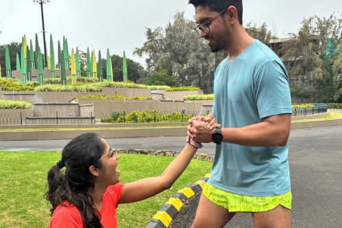 Urban Running Gear Showcased on Indian Social Media