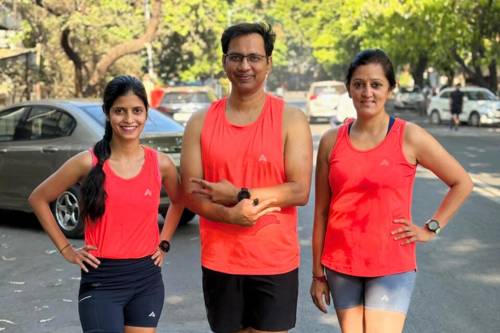 Why marathon runners demand apparel designed with climate-specific fabrics