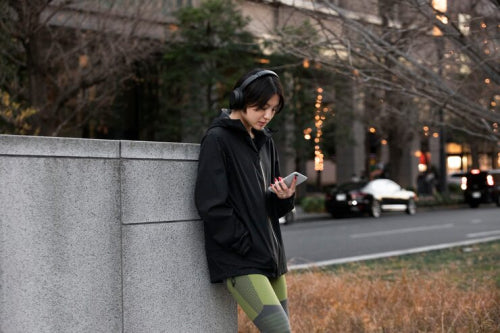 Why Reflective Gear Is a Focus for Urban Runners Online