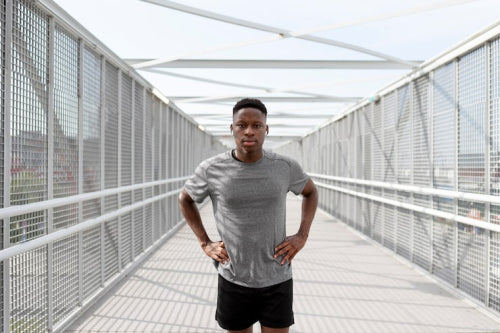 Running Apparel Innovations Prioritize Moisture-Wicking and Pockets in 2026