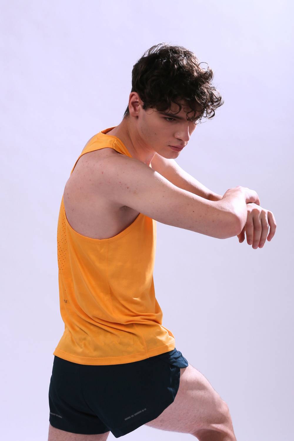 Men’s sleeveless running top for marathon, gym, and training #Color_Citrus