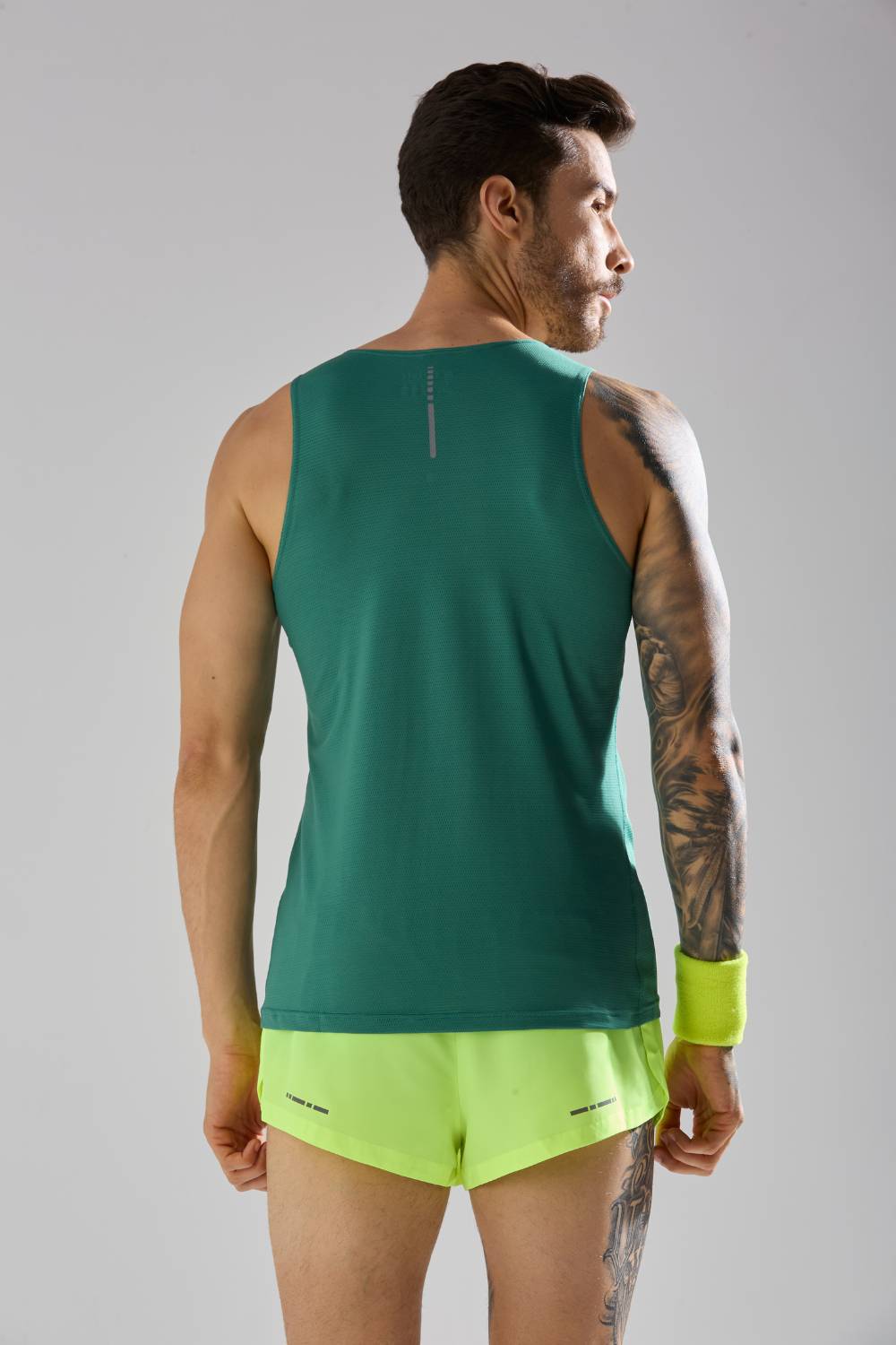 buy long run and workout vest or singlet online India #Color_Fir