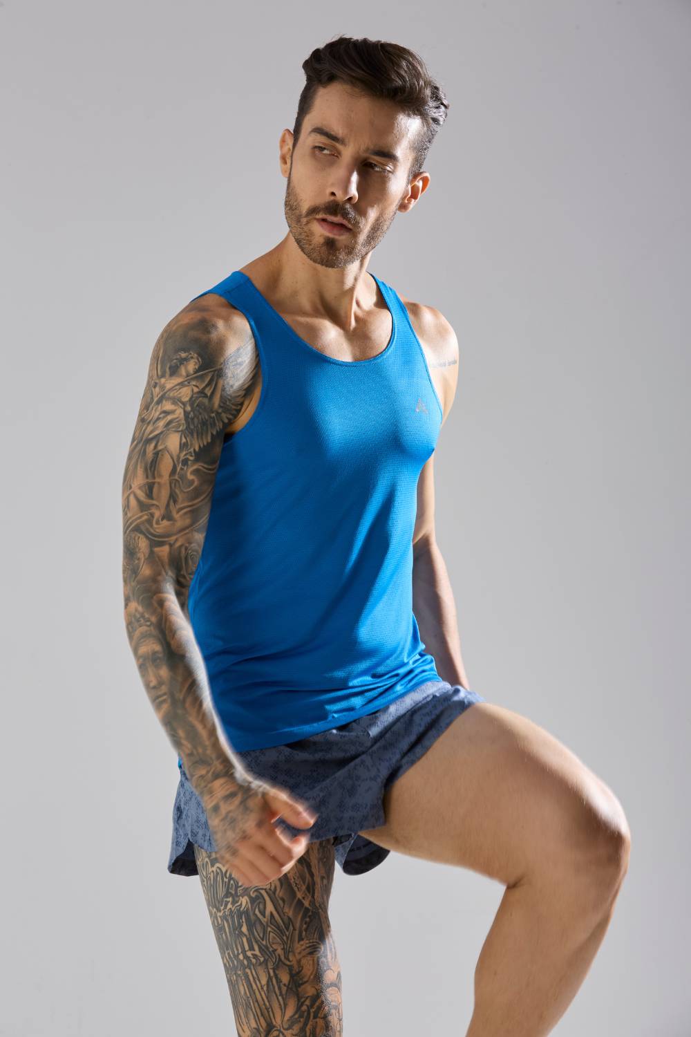 buy long run and workout vest or singlet online India #Color_Scuba