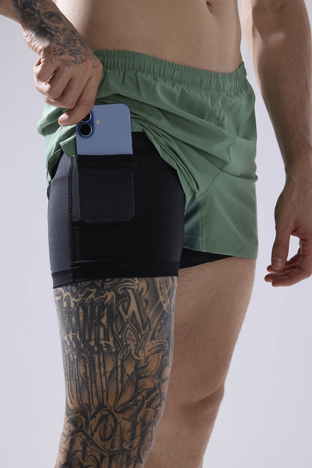 buy men running shorts 3.5 inches with inner lining #Color_Moss Green