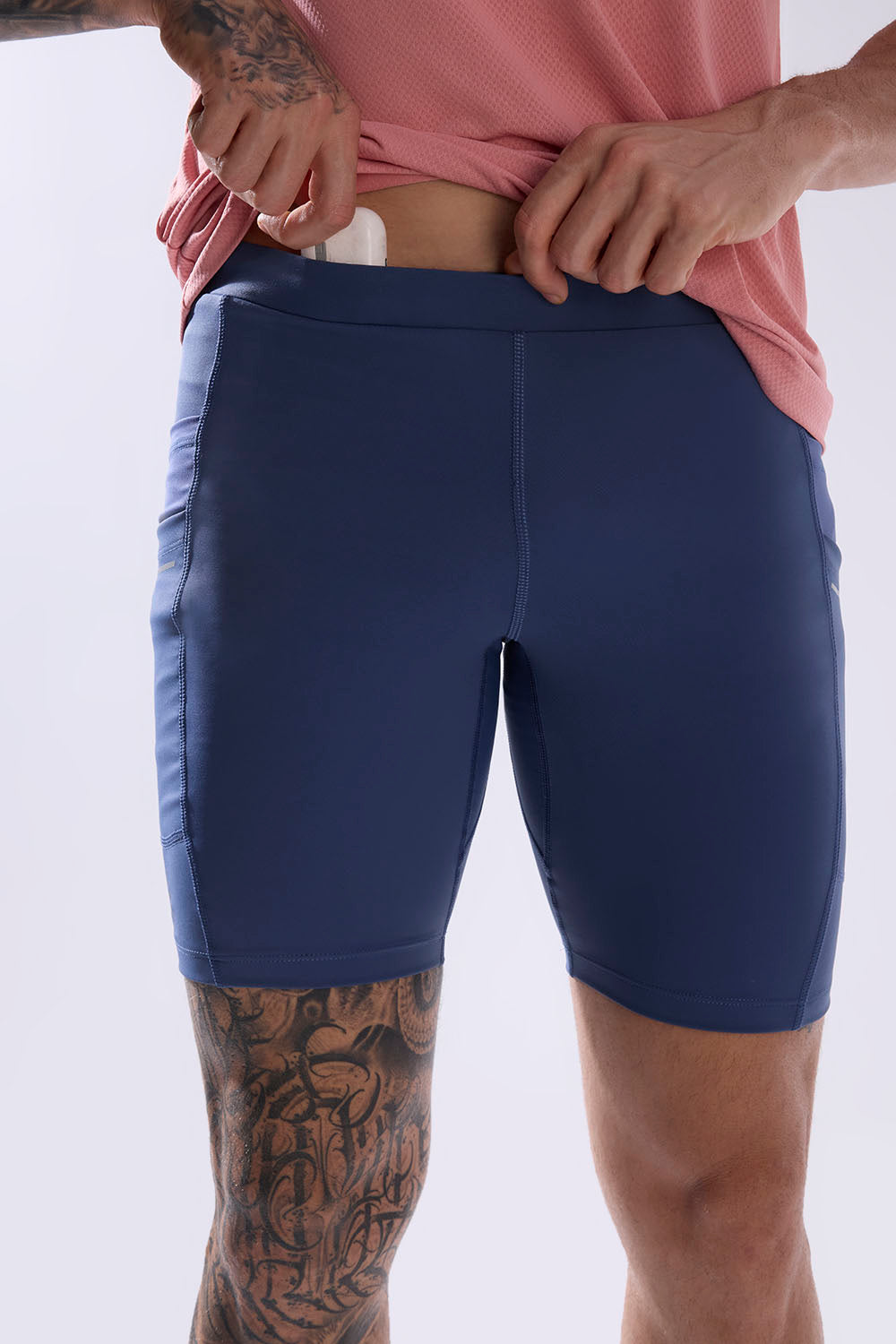 men running half tight with inner lining and multiple pockets #Color_Moonlight