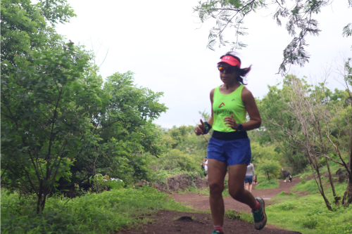 The Role of Lightweight Workout T-Shirts in Managing Sweat During Runs