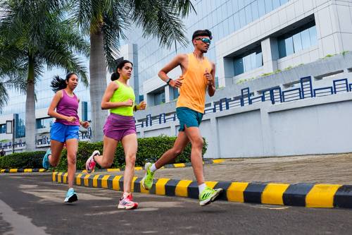 Building Endurance with Gear Suited to Regional Climate Variations