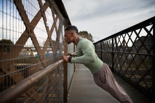 Thoughtful Construction in Running Apparel Supports Steady Training Consistency