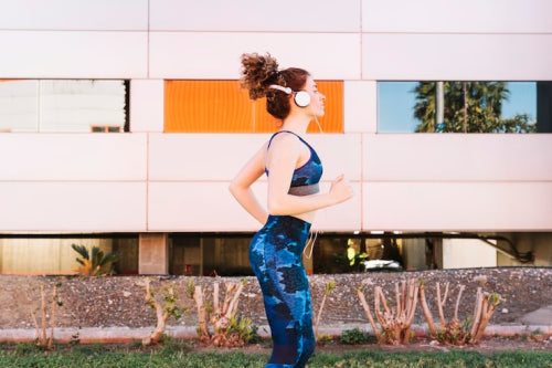 How Activewear Design Impacts Running Form and Posture
