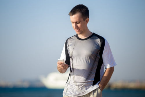 How Moisture-Wicking Singlets Influence Marathon Preparation