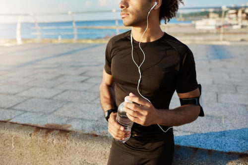 Performance Clothing for Hot and Humid Running Conditions