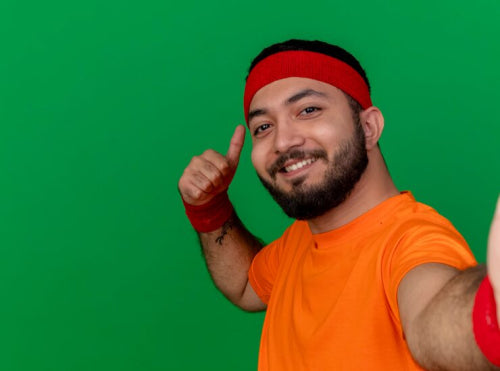Indian Marathoners Showcase Affordable Gear on YouTube