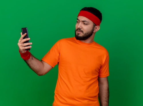 Indian Runners Promote Affordable Gear on Social Media