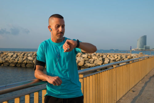 Why Indian Runners Prefer Moisture-Control T-Shirts