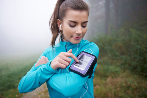 The Importance of Secure Pockets in Running Gear: Aguantes Innovative Solution
