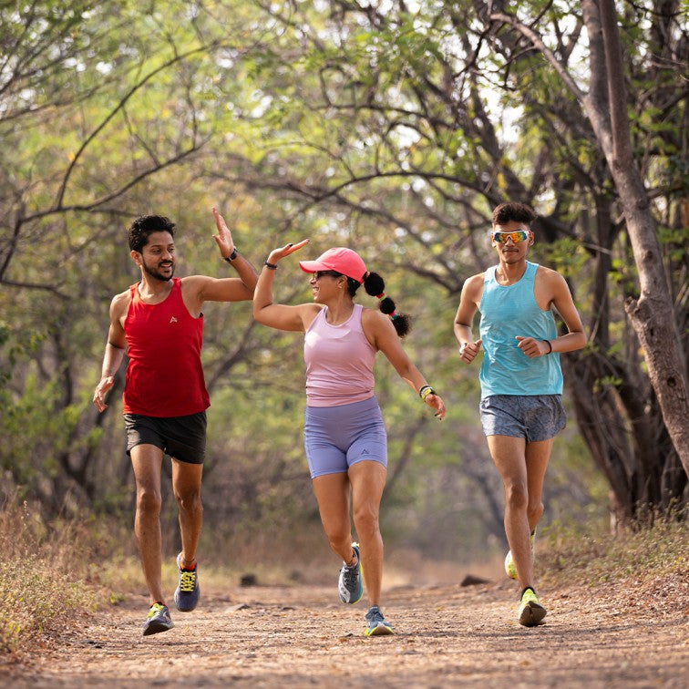 Indian Runners Seek Apparel Tailored to Local Weather