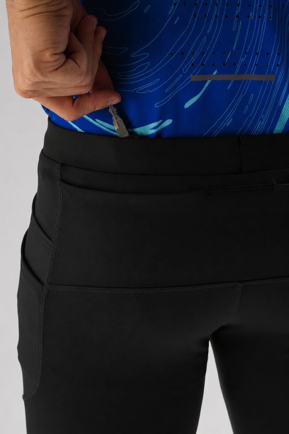 buy men 7 inch running half tights online #Color_Black-Spark