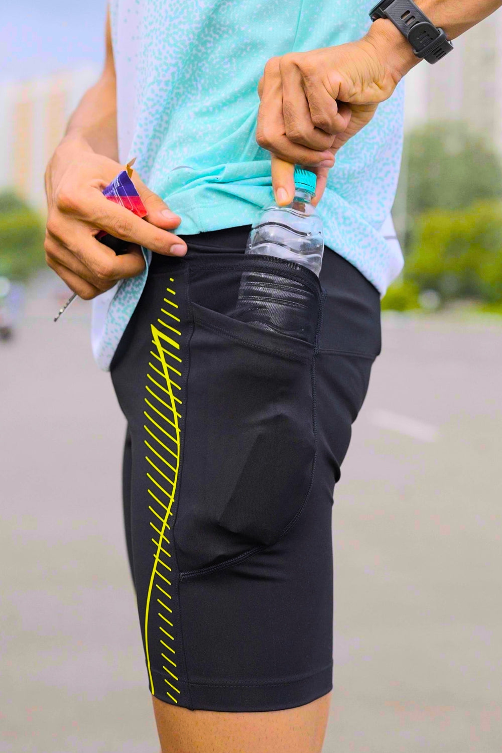 buy men 7 inch running half tights online #Color_Black-Flash
