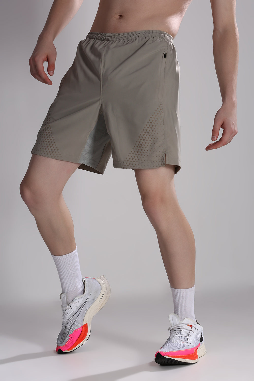 Men's 8" Quest Dynamic Shorts