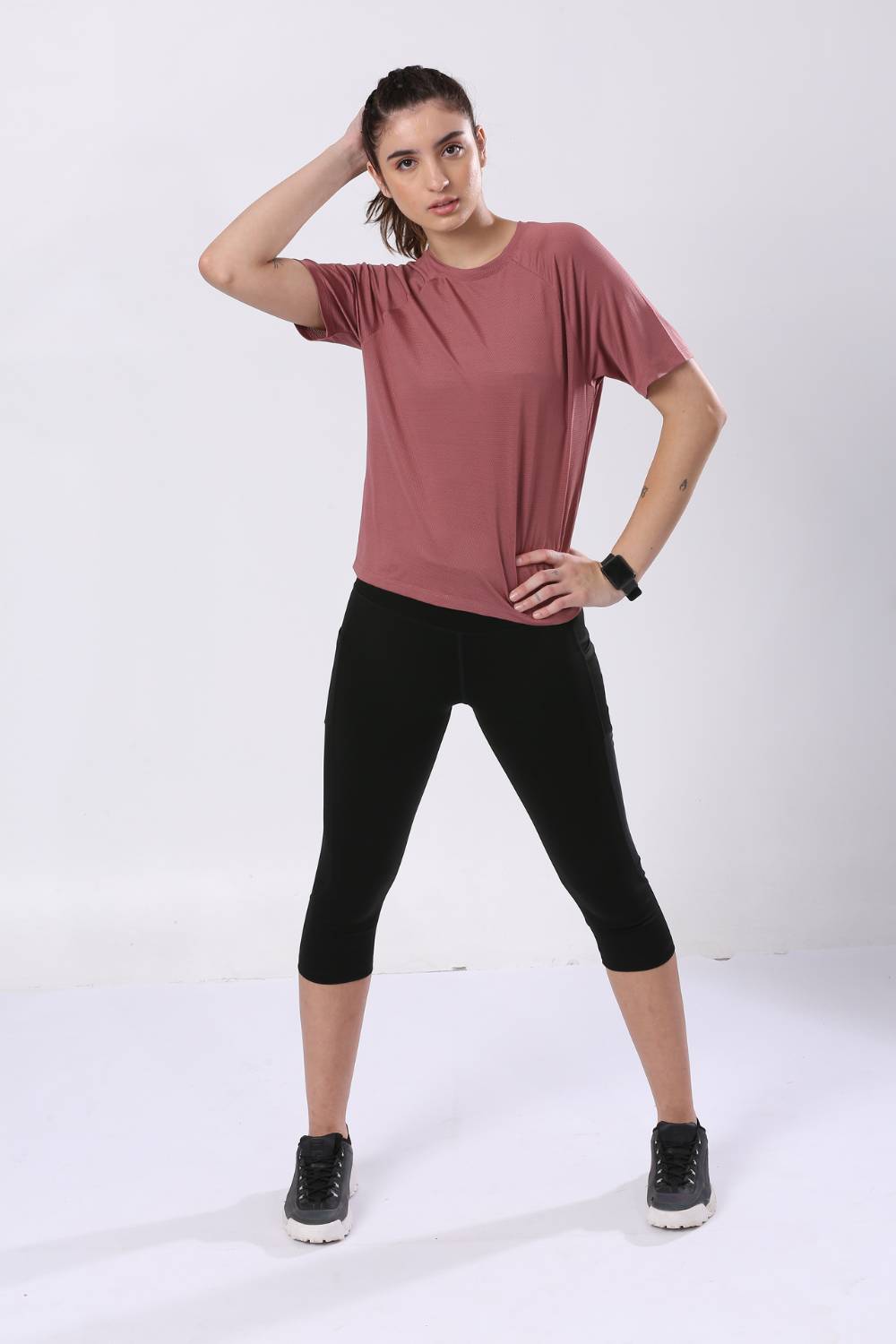 Buy women's black nylon mesh capri with side pockets #Color_Black
