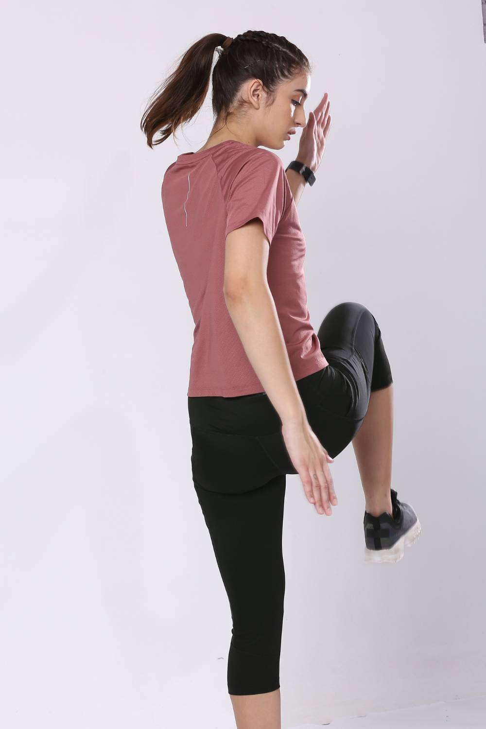 Buy women's black nylon mesh capri with side pockets #Color_Black